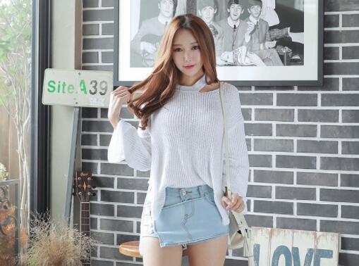 勾 搭好几天的小 少 妇今日得手驱车接到酒 店美 乳又白又大又粉感 情 熟络后的性 爱 别 样 精 彩